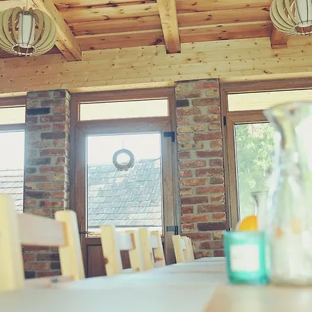 Vincze Vadasz Vendeghaz * Hotto