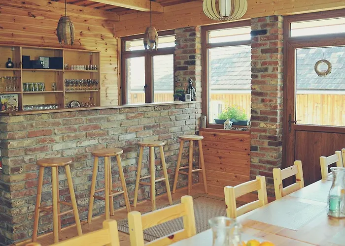 Vincze Vadasz Vendeghaz Pensionat *